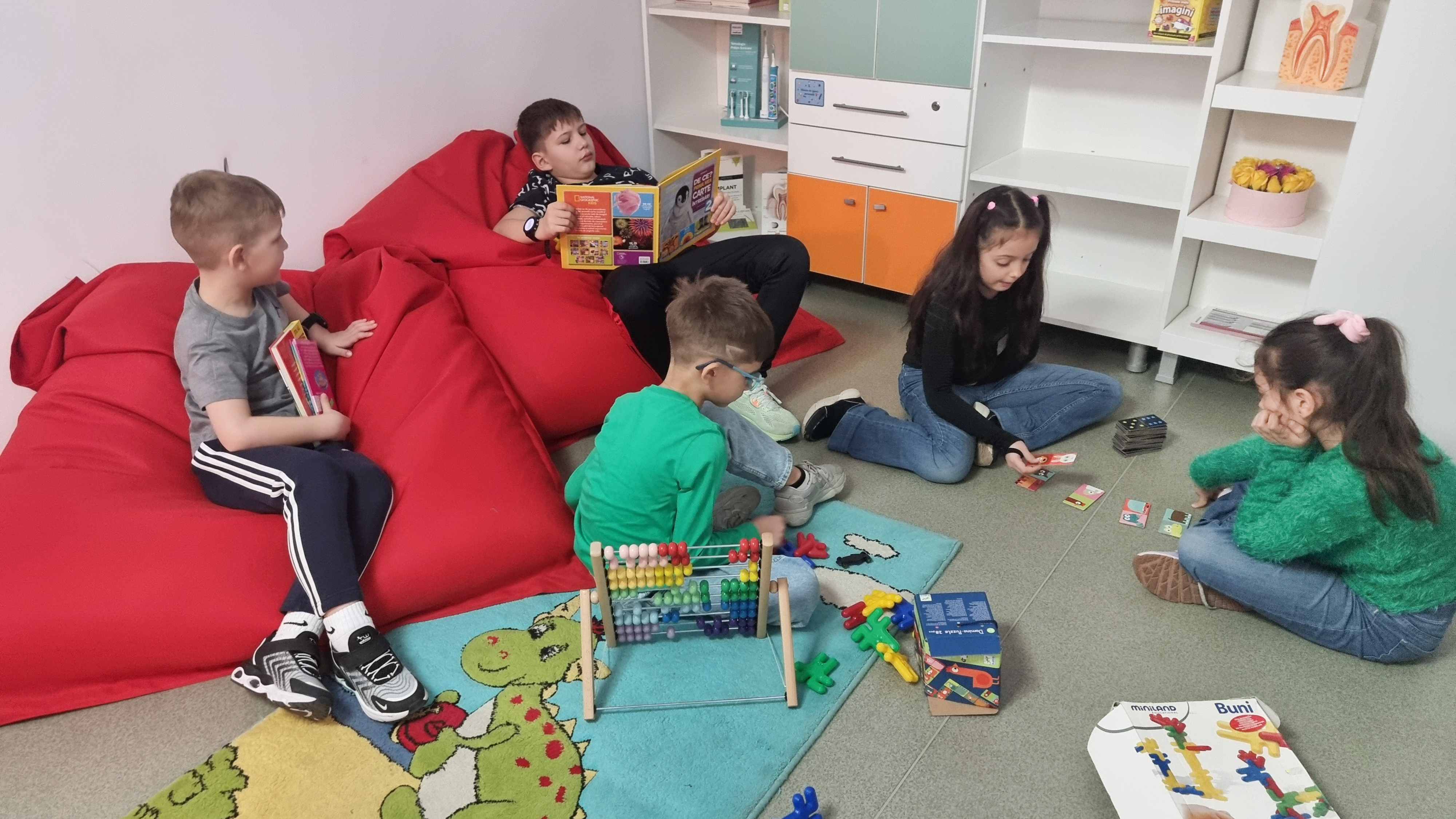 Sanfte Zahnbehandlung für Kinder bei Atelierul de Zâmbete